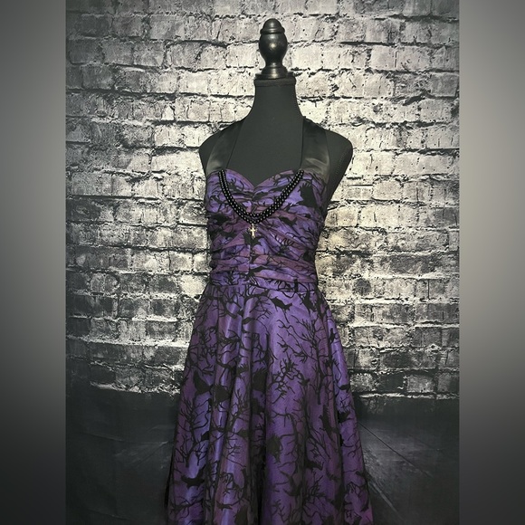 Hell Bunny Dress - Picture 8 of 9